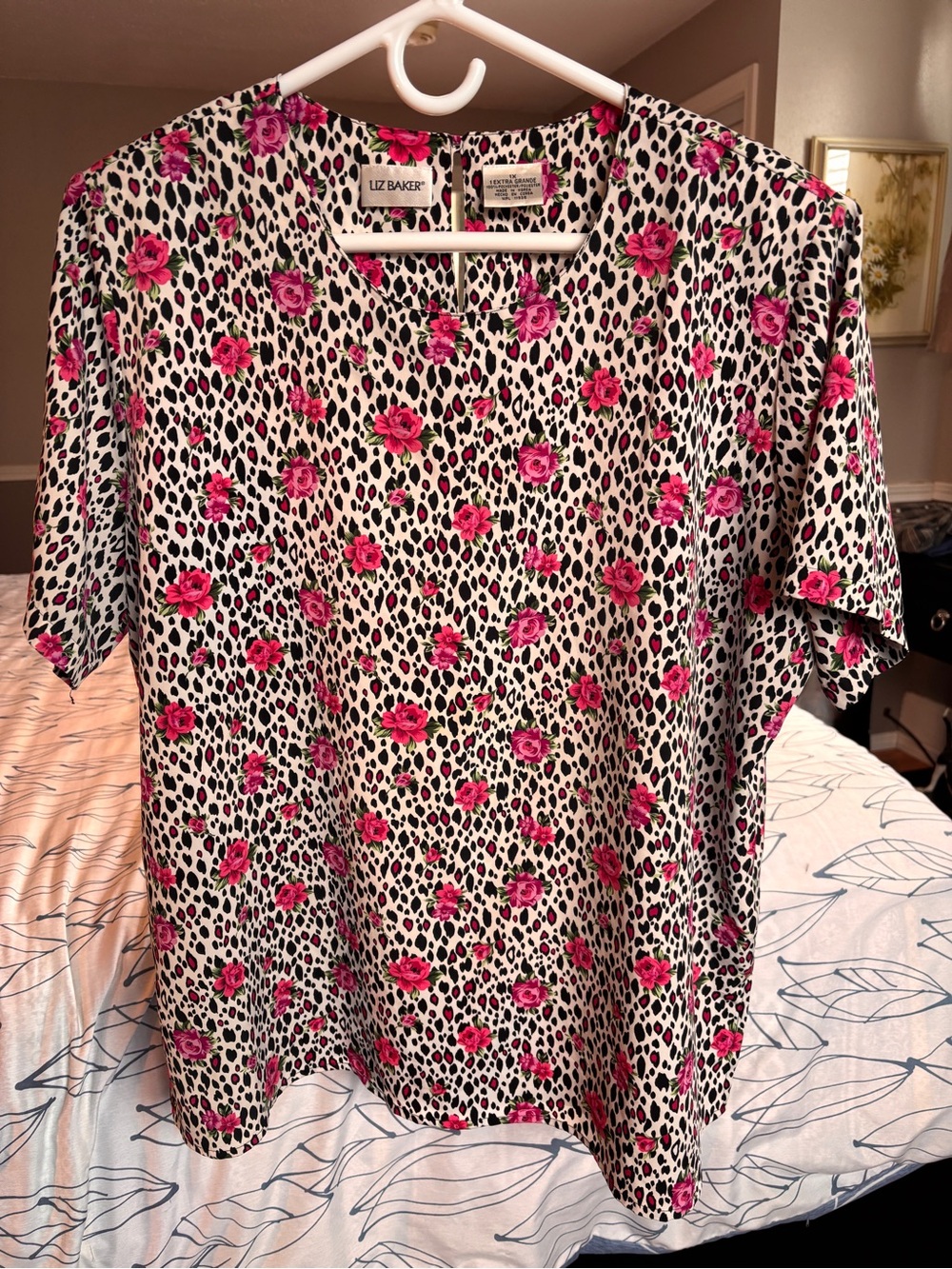 Liz Baker Pink Rose & Leopard-Spot Short Sleeve Top